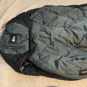 REI Travel Down 600 Fill Goose Down 45°F Sleeping Bag - Gray/Blue & Black
